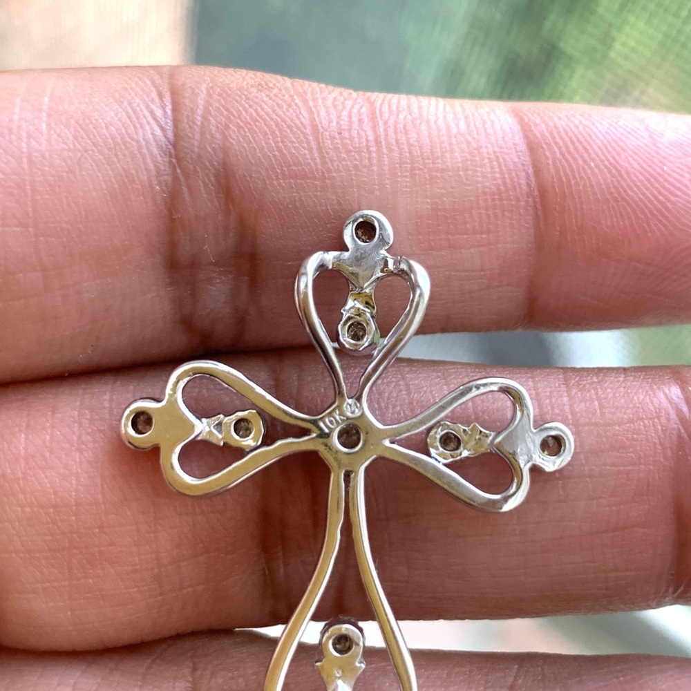 10kt White Gold Diamond Cross - Picture 2 of 7
